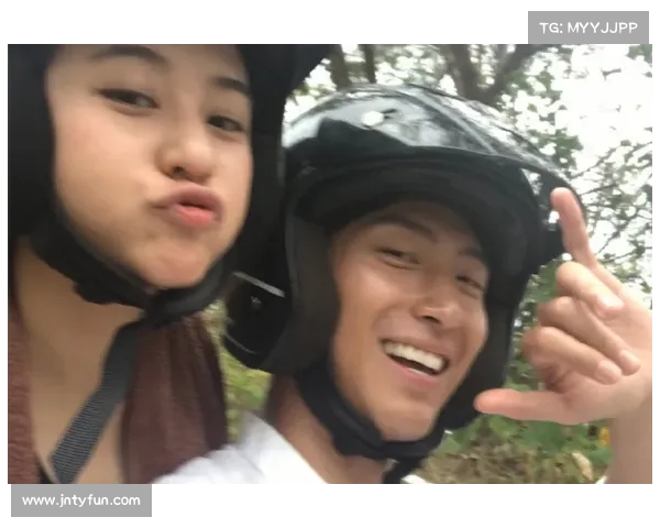 “帕金斯打棒球遭群嘲:击球水平远不及篮球评论,网友纷纷调侃” “帕金斯打棒球遭群嘲:击球水平远不及篮球评论,网友纷纷调侃”